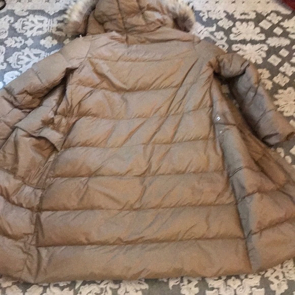 Moncler long puffer jacket with fur - Picture 5 of 8